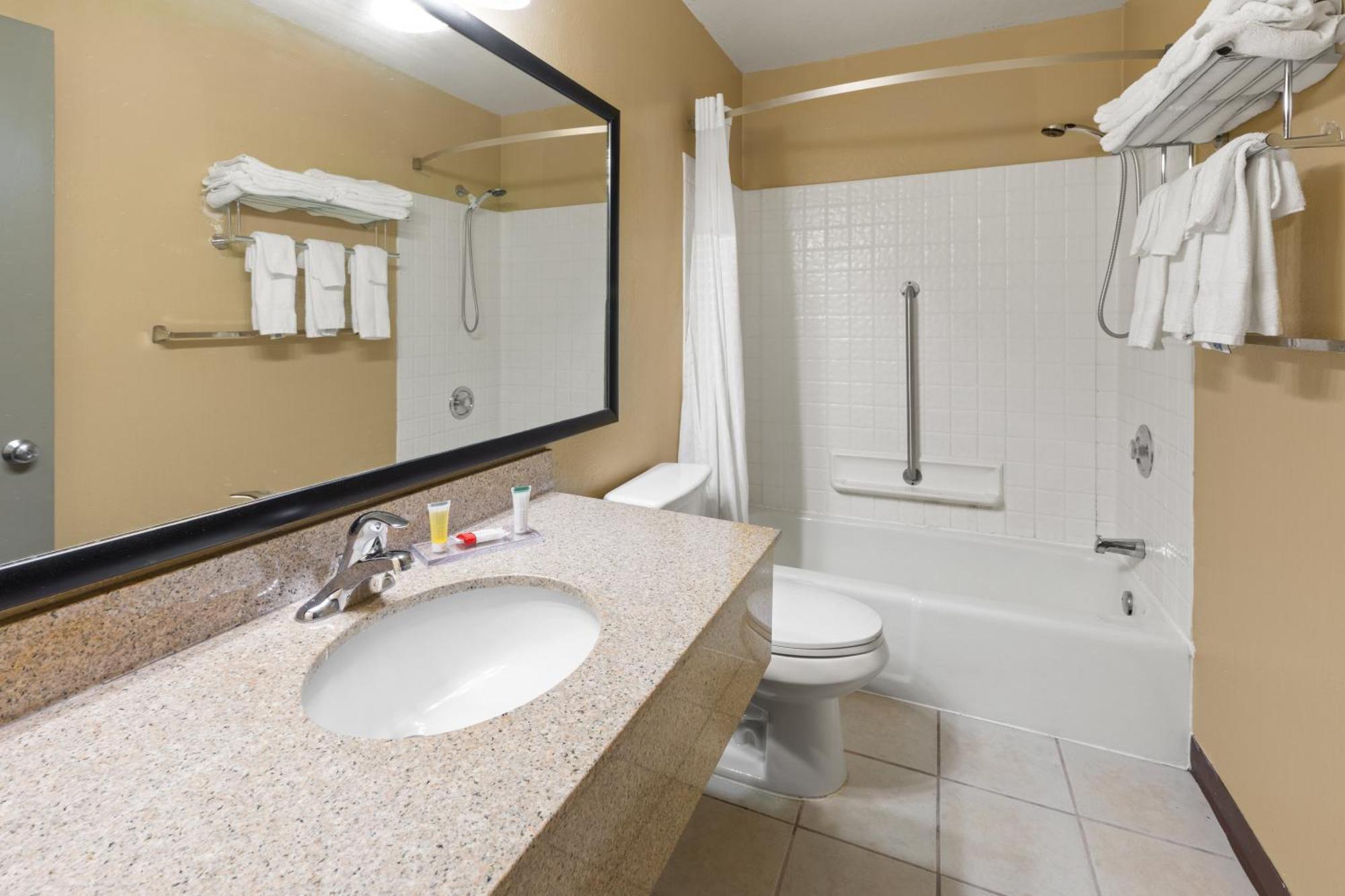 Days Inn By Wyndham Wauseon Exteriér fotografie