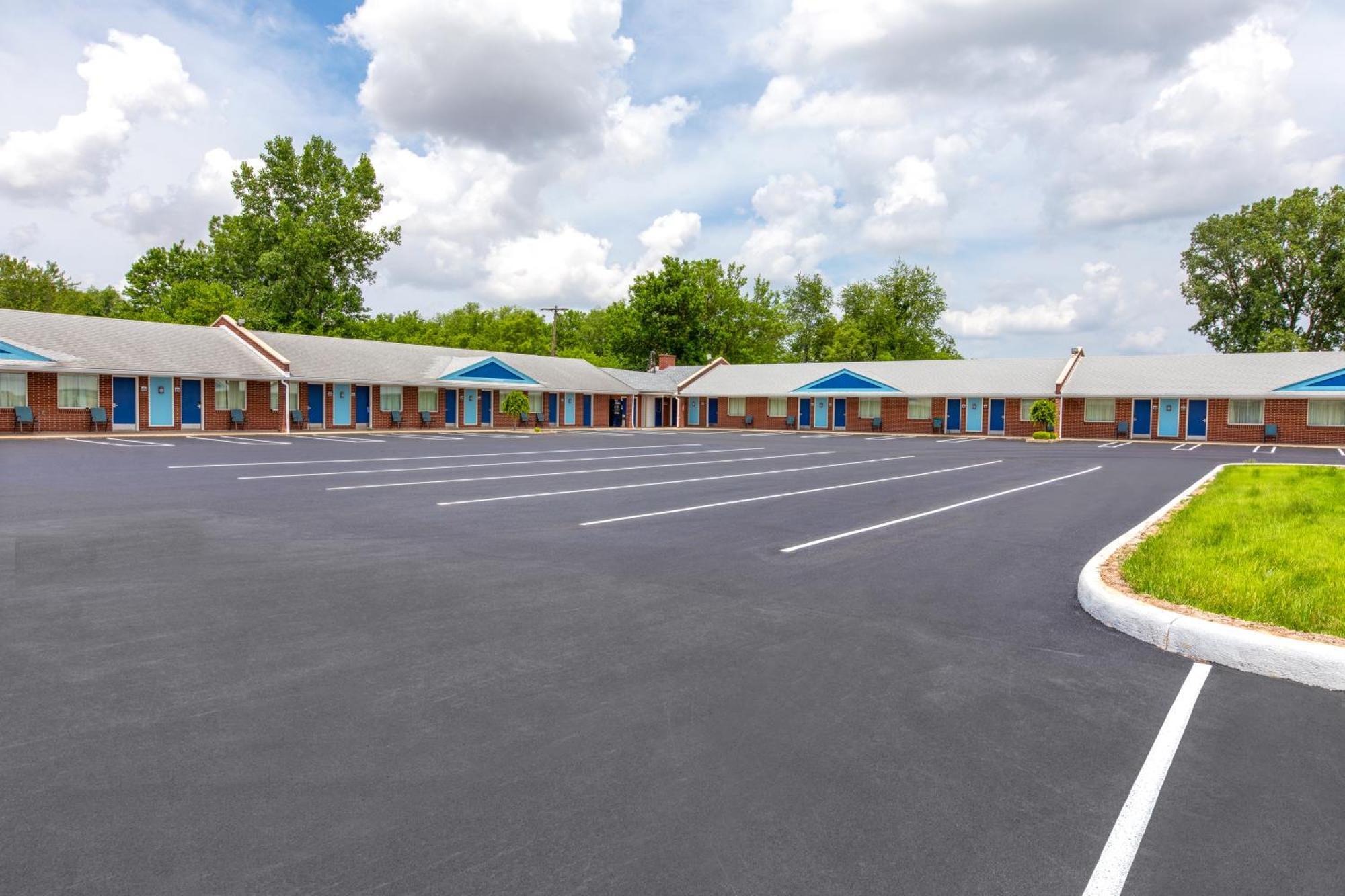 Days Inn By Wyndham Wauseon Exteriér fotografie